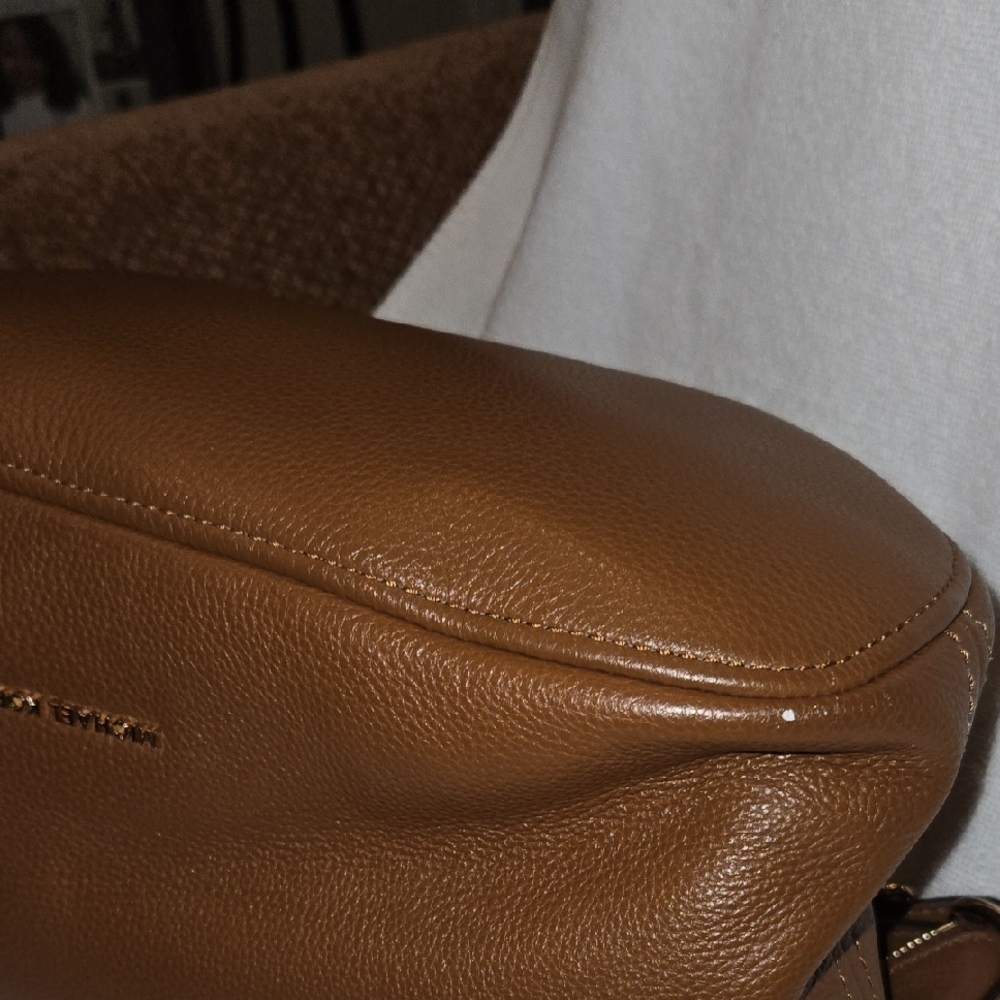 Michael Kors Acorn (Tan) Leather Hobo Bag - Picture 5 of 13